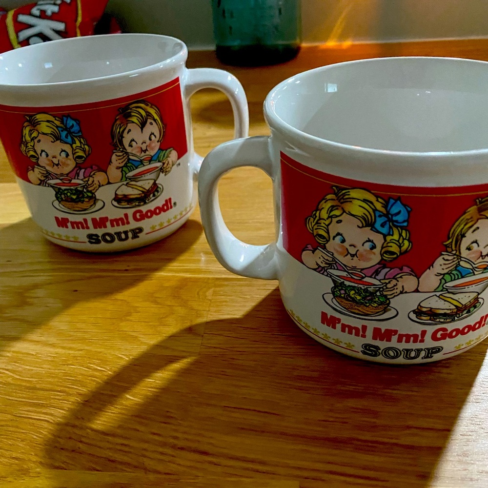 Vintage soup mugs